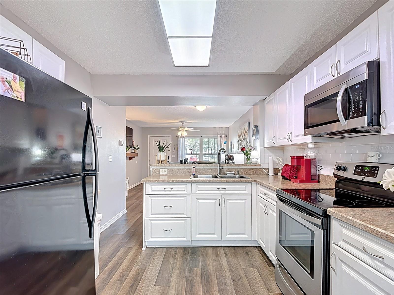 Image 13 of 40 For 7828 Hardwick Drive 916