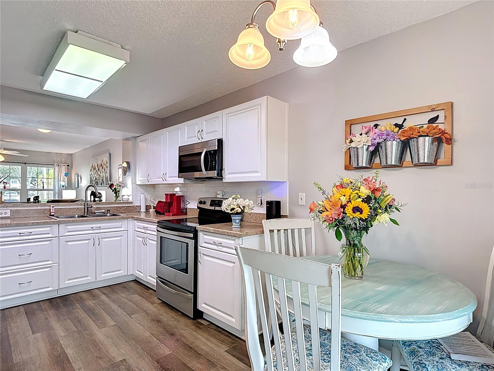 Image 16 of 40 For 7828 Hardwick Drive 916