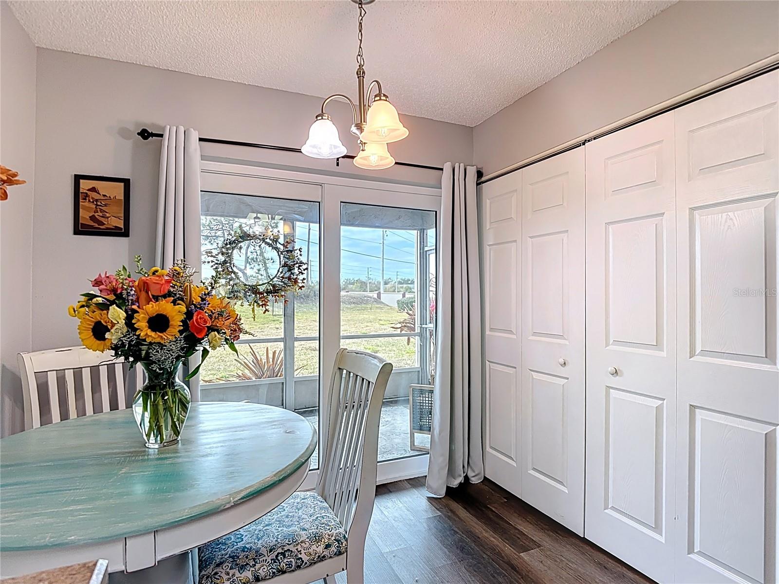 Image 18 of 40 For 7828 Hardwick Drive 916