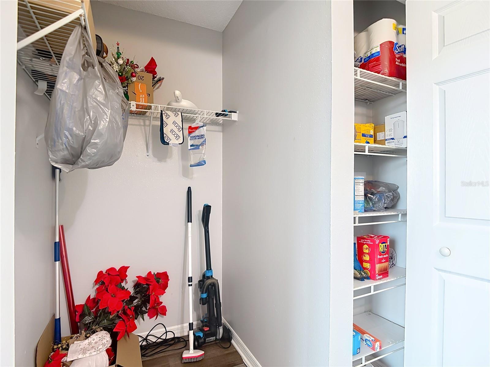 Image 31 of 40 For 7828 Hardwick Drive 916