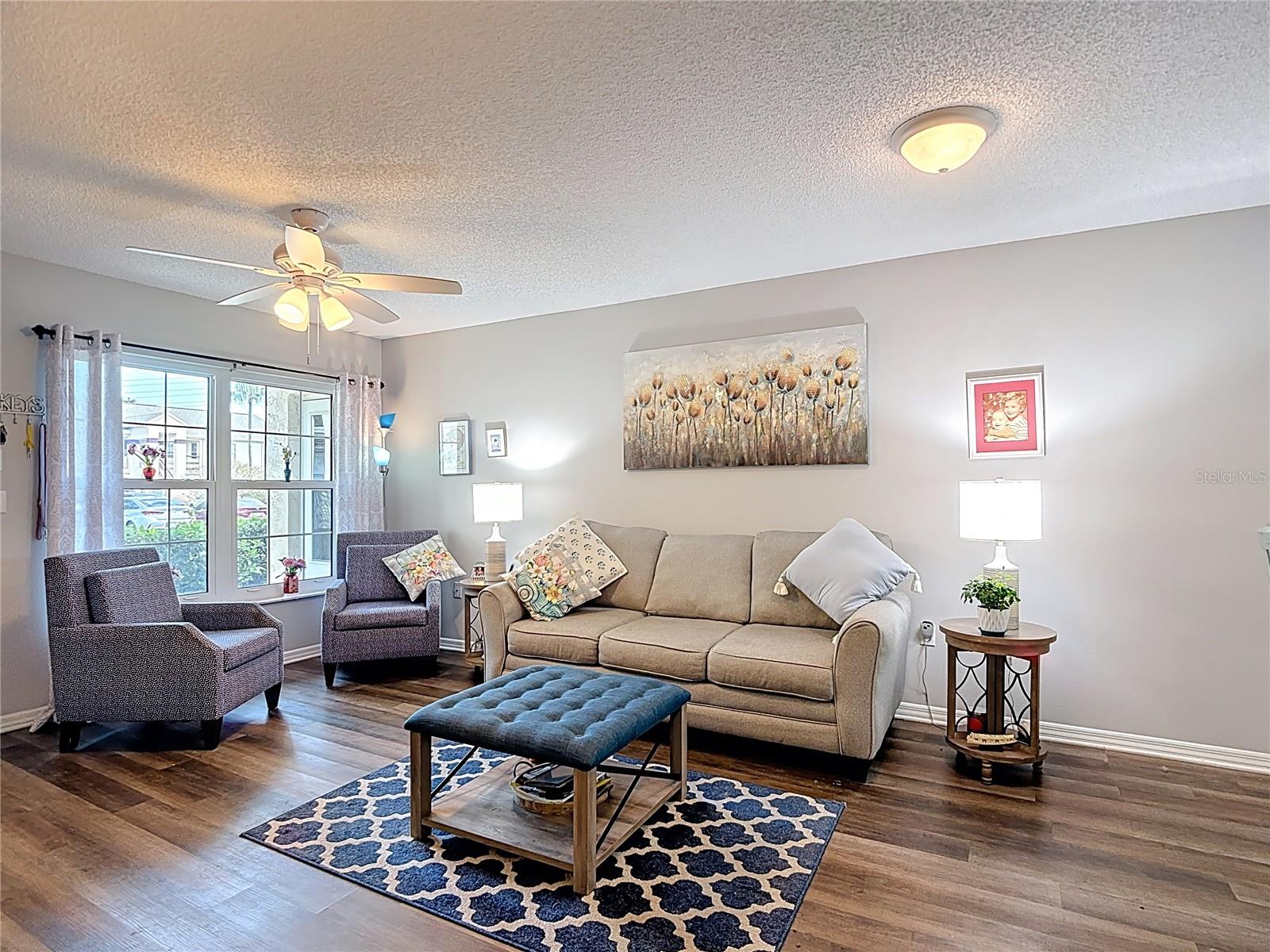 Image 4 of 40 For 7828 Hardwick Drive 916