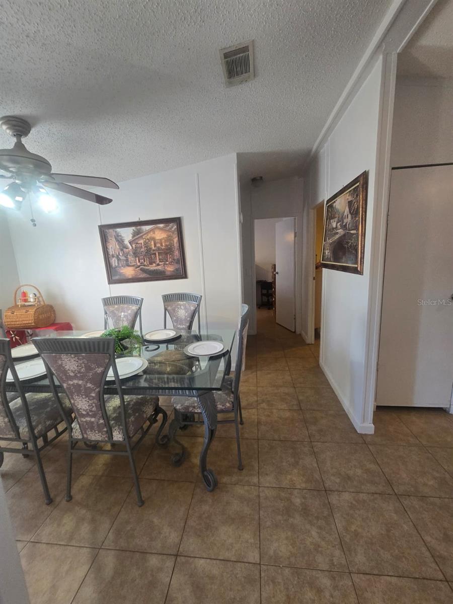 Listing photo id 24 for 6106 Mangrove Drive