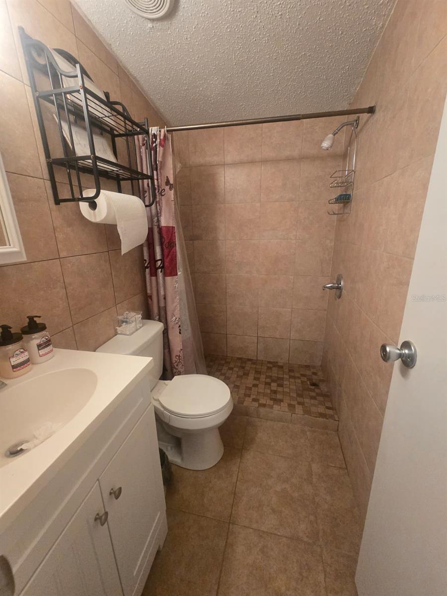 Listing photo id 29 for 6106 Mangrove Drive