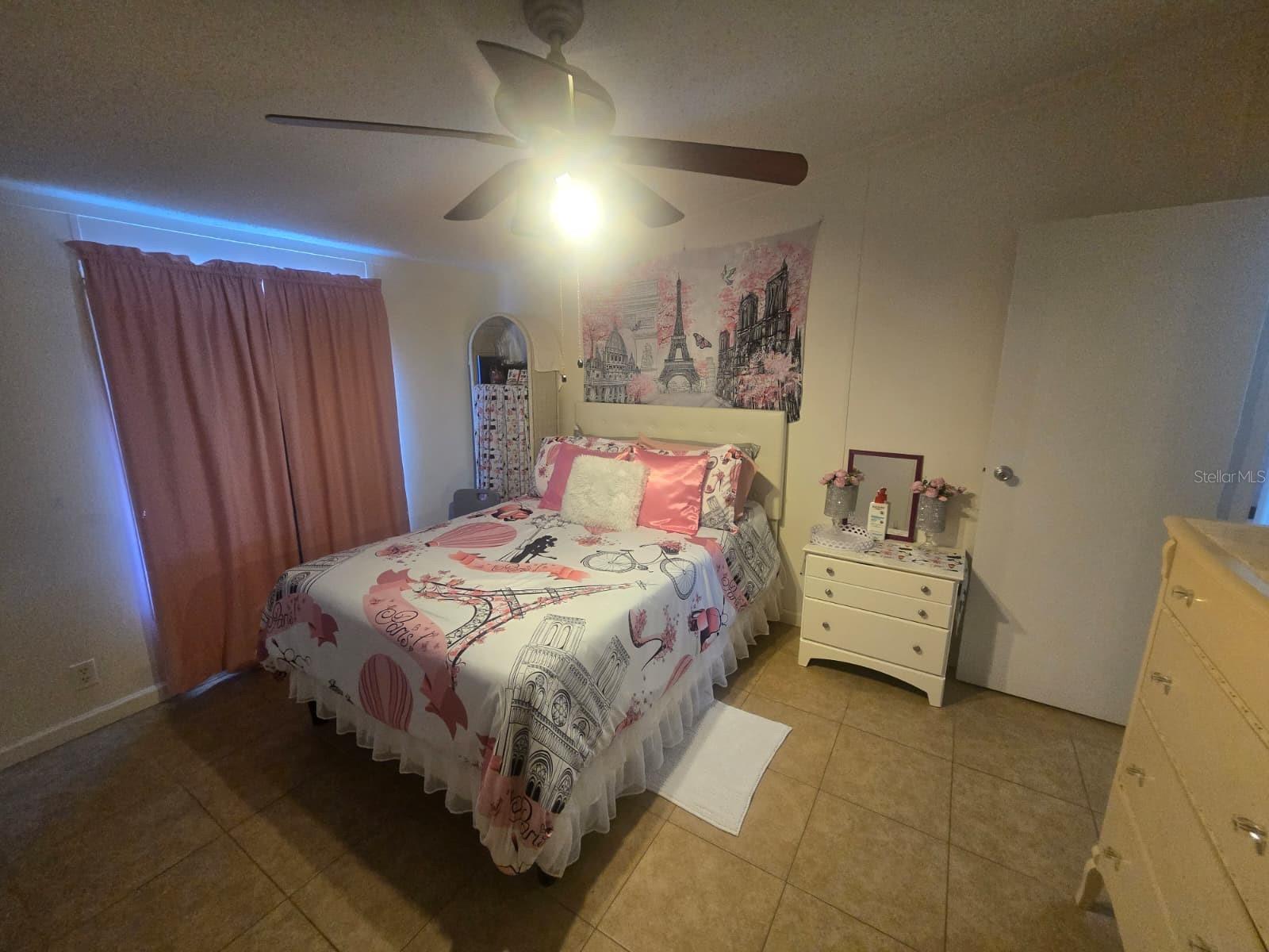 Listing photo id 35 for 6106 Mangrove Drive