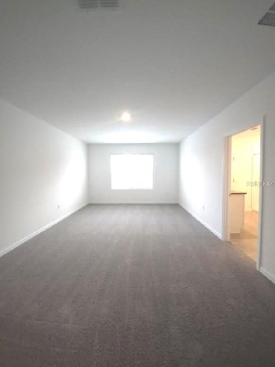 Image 16 of 54 For 35589 Lockman Way