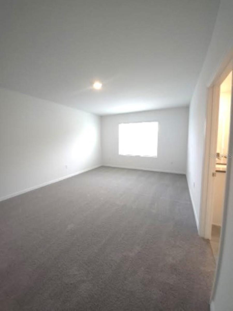 Image 18 of 54 For 35589 Lockman Way