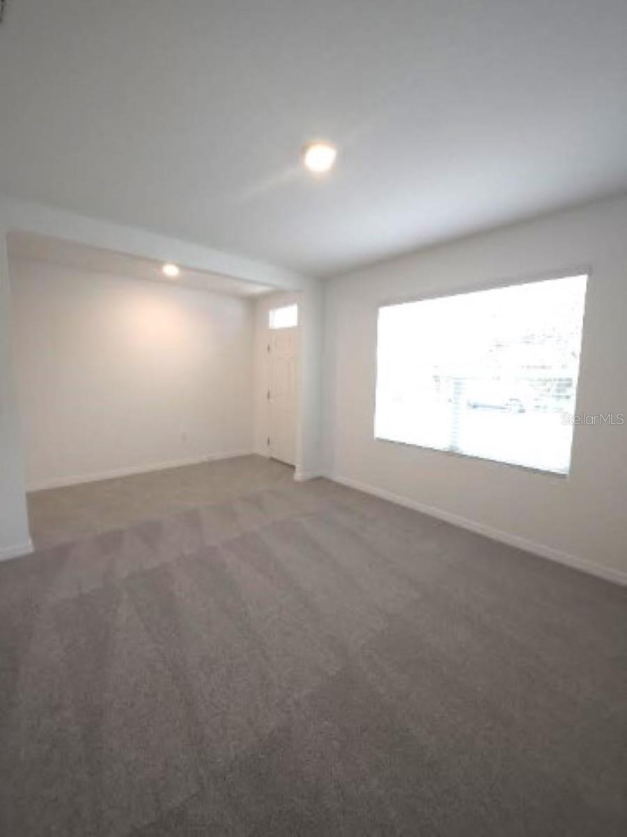 Image 5 of 54 For 35589 Lockman Way