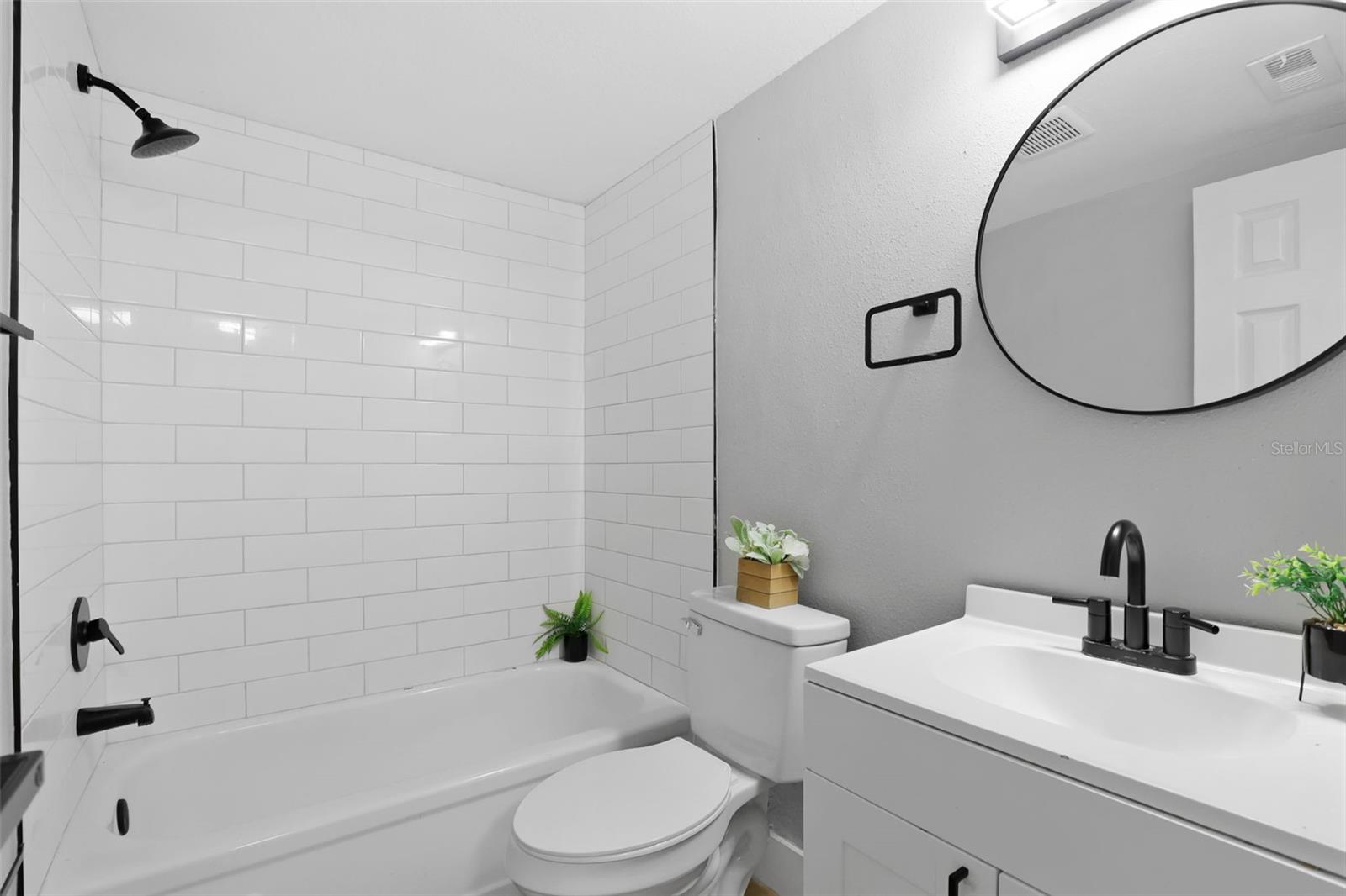 Image 16 of 48 For 7410 Duke Drive