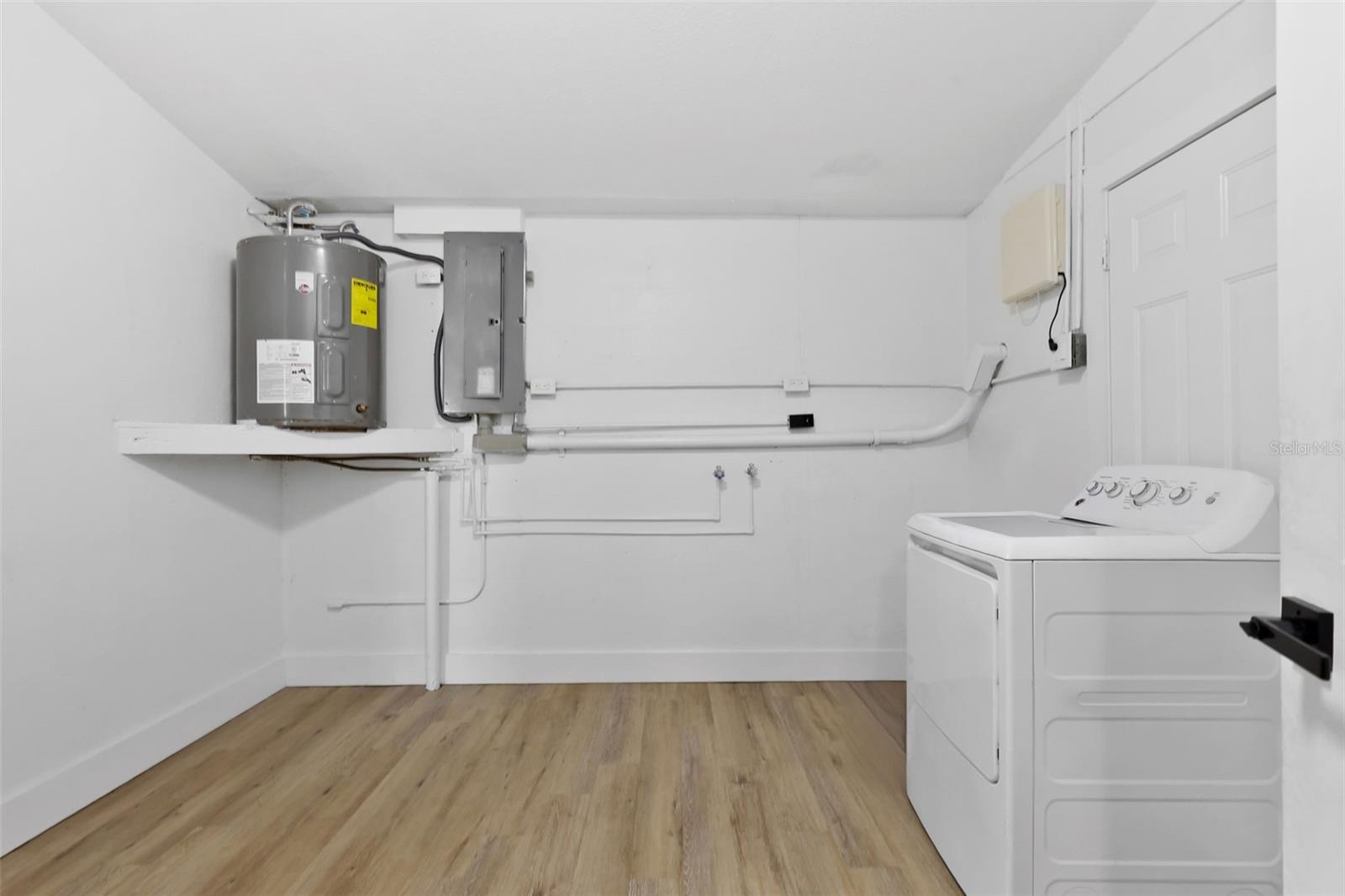 Image 27 of 48 For 7410 Duke Drive