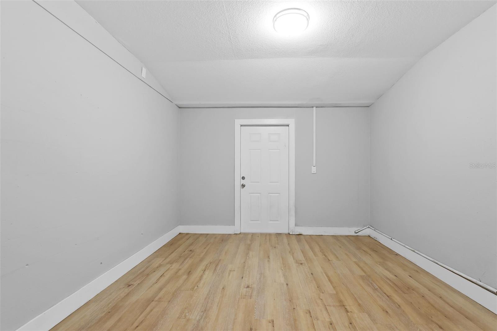 Image 9 of 48 For 7410 Duke Drive