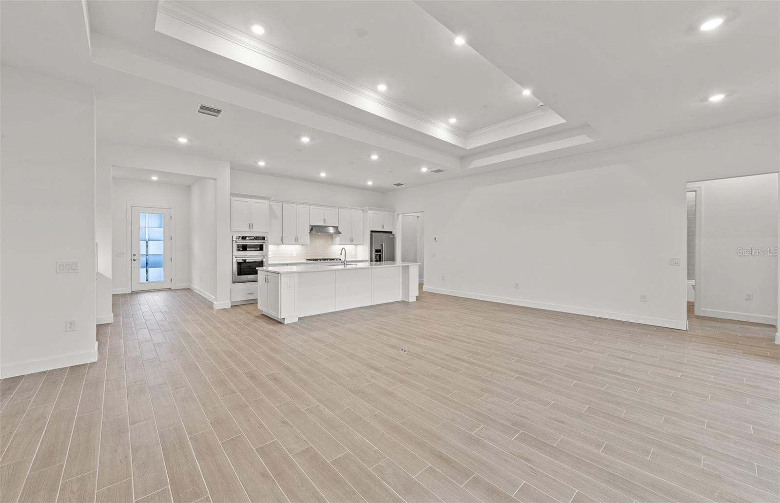 Image 13 of 34 For 4806 Empire Landing Run