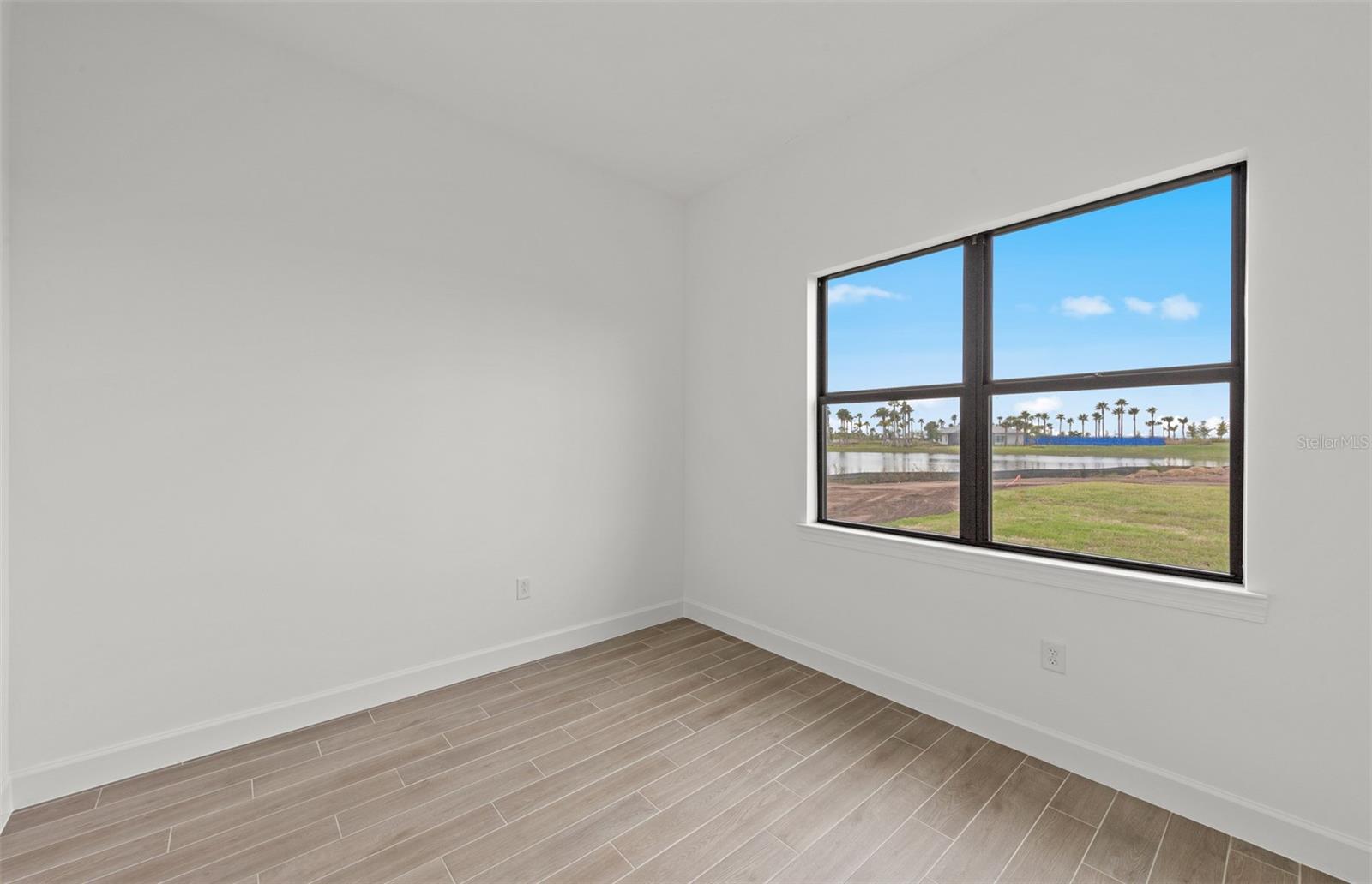 Image 7 of 34 For 4806 Empire Landing Run