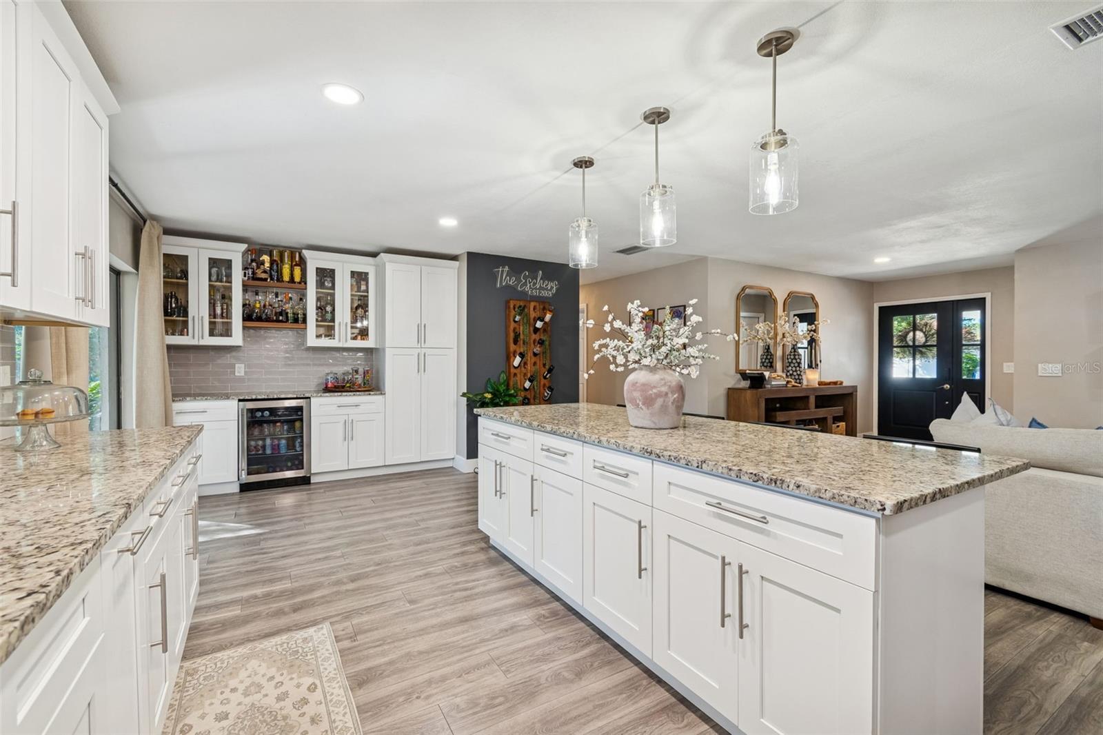 Image 13 of 32 For 11313 Carrollwood Estates Drive