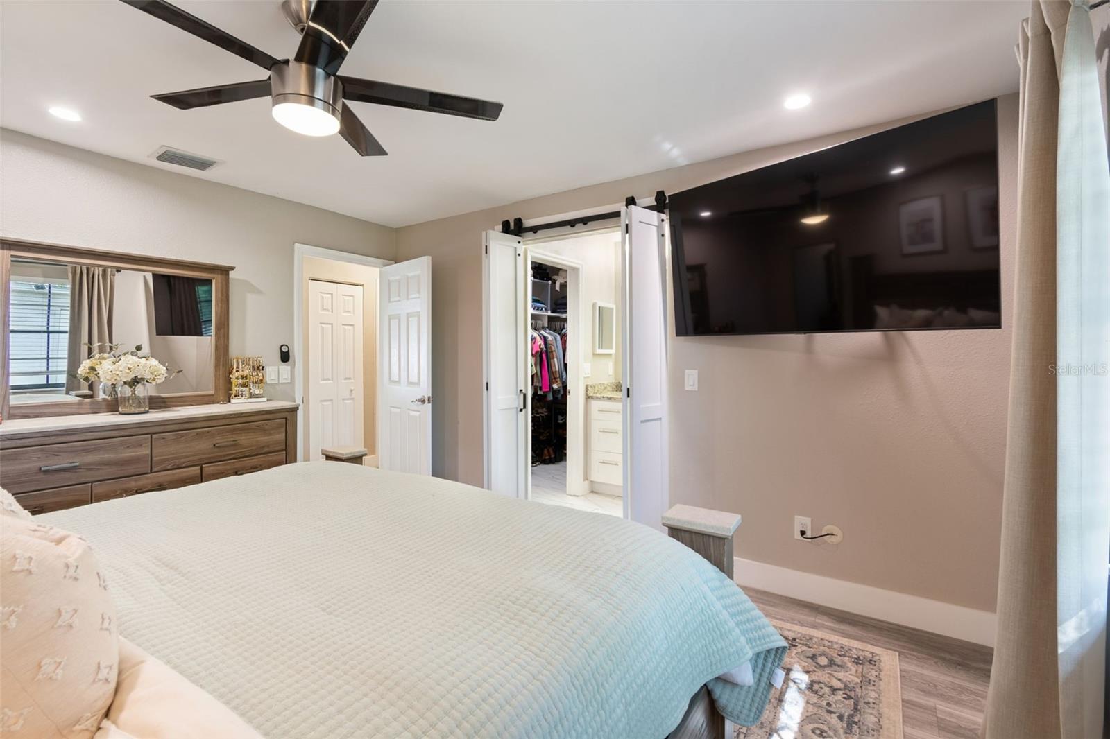 Image 19 of 32 For 11313 Carrollwood Estates Drive