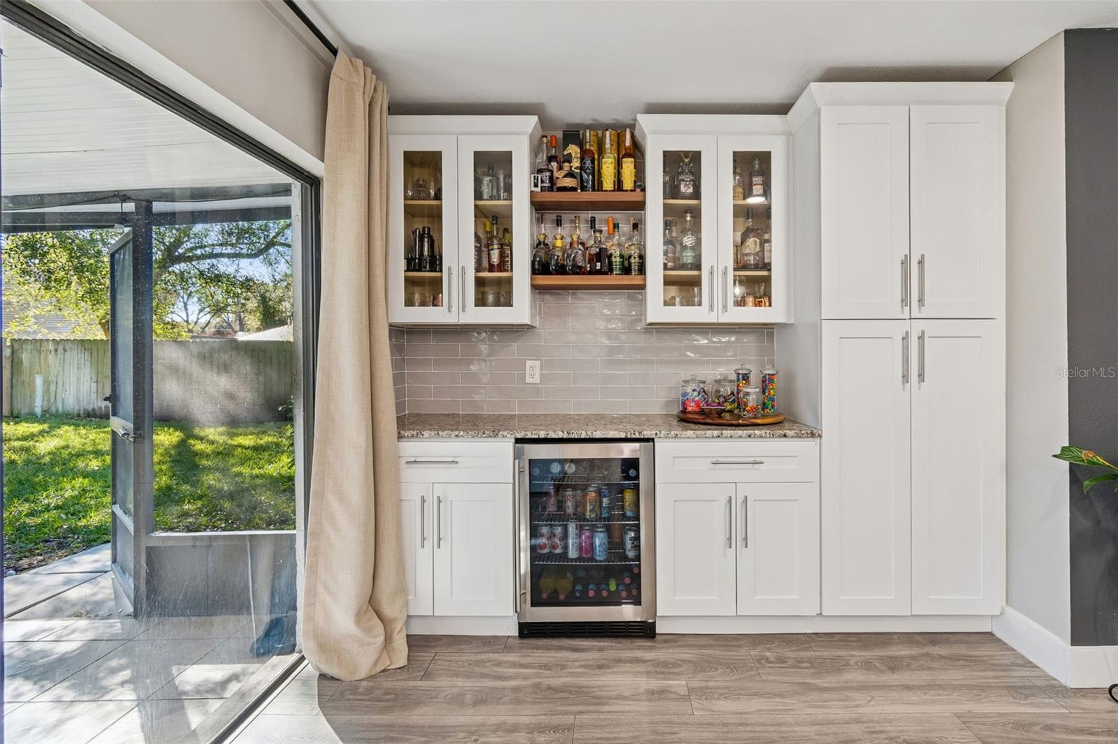 Image 5 of 32 For 11313 Carrollwood Estates Drive