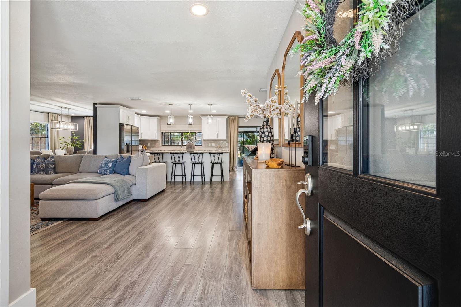 Image 7 of 32 For 11313 Carrollwood Estates Drive