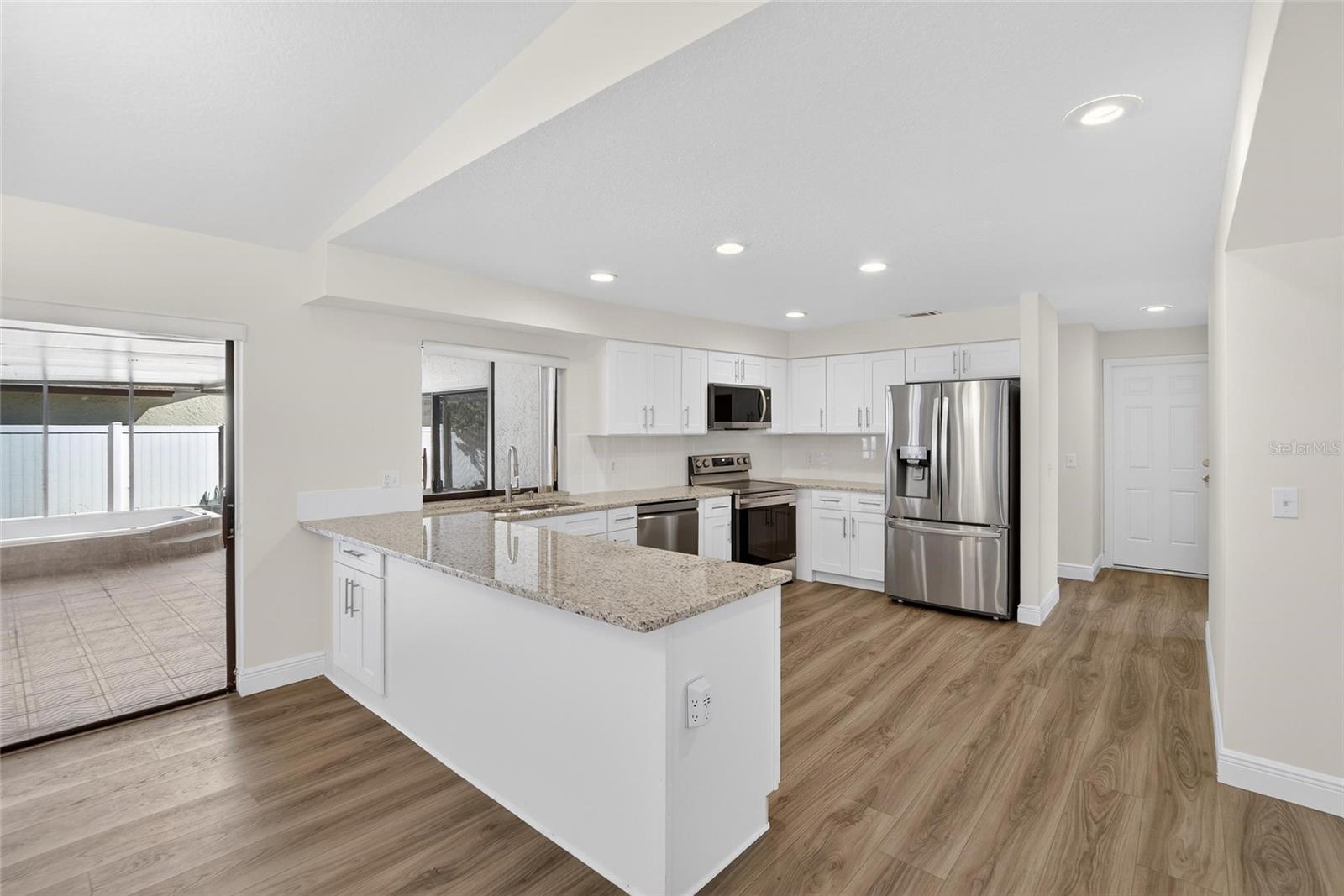 Image 16 of 65 For 1741 Shady Leaf Drive