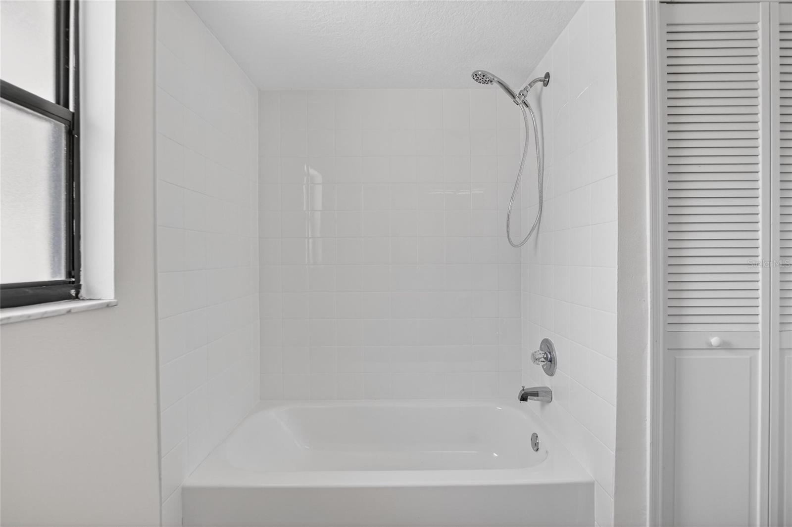 Image 40 of 65 For 1741 Shady Leaf Drive