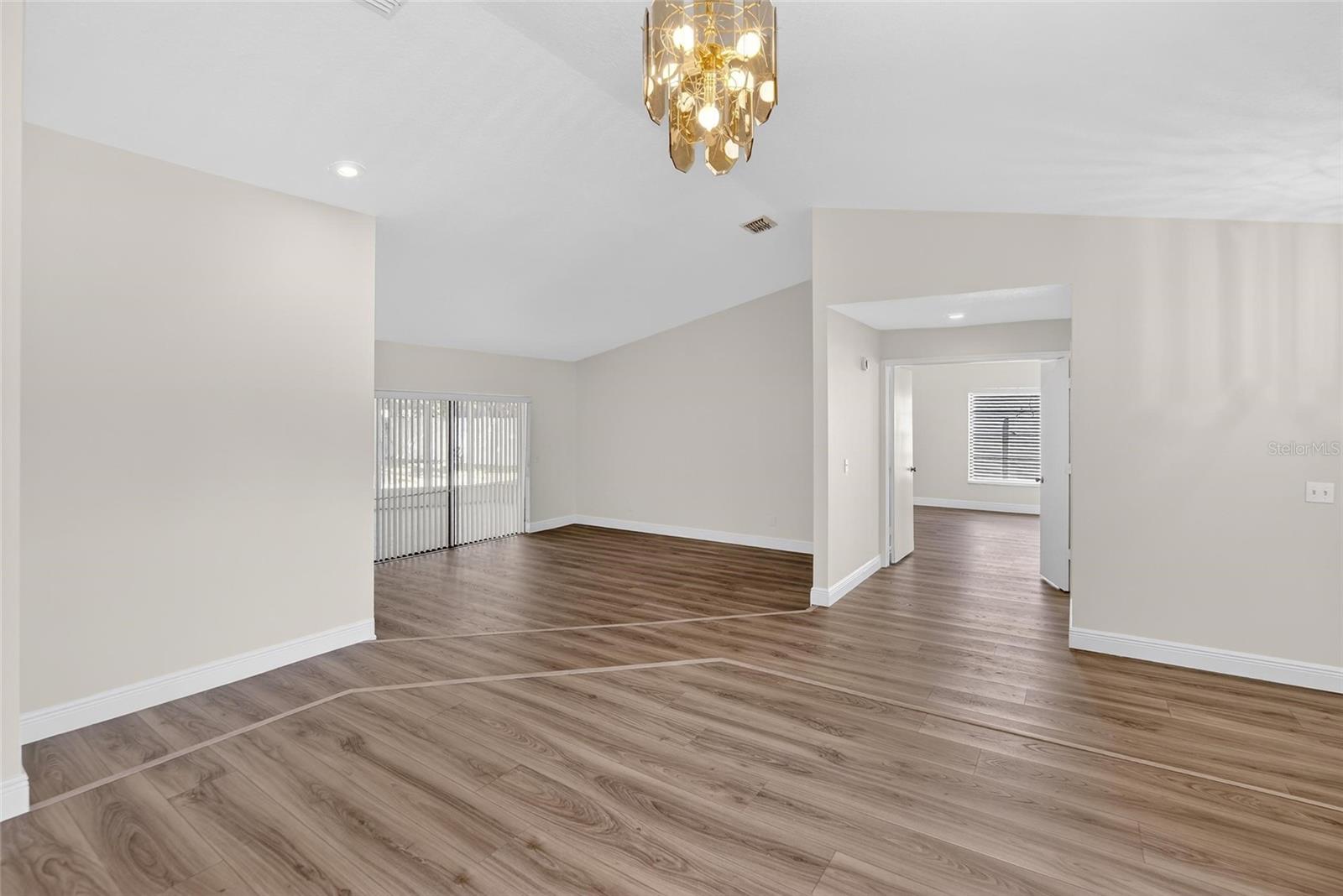 Image 9 of 65 For 1741 Shady Leaf Drive