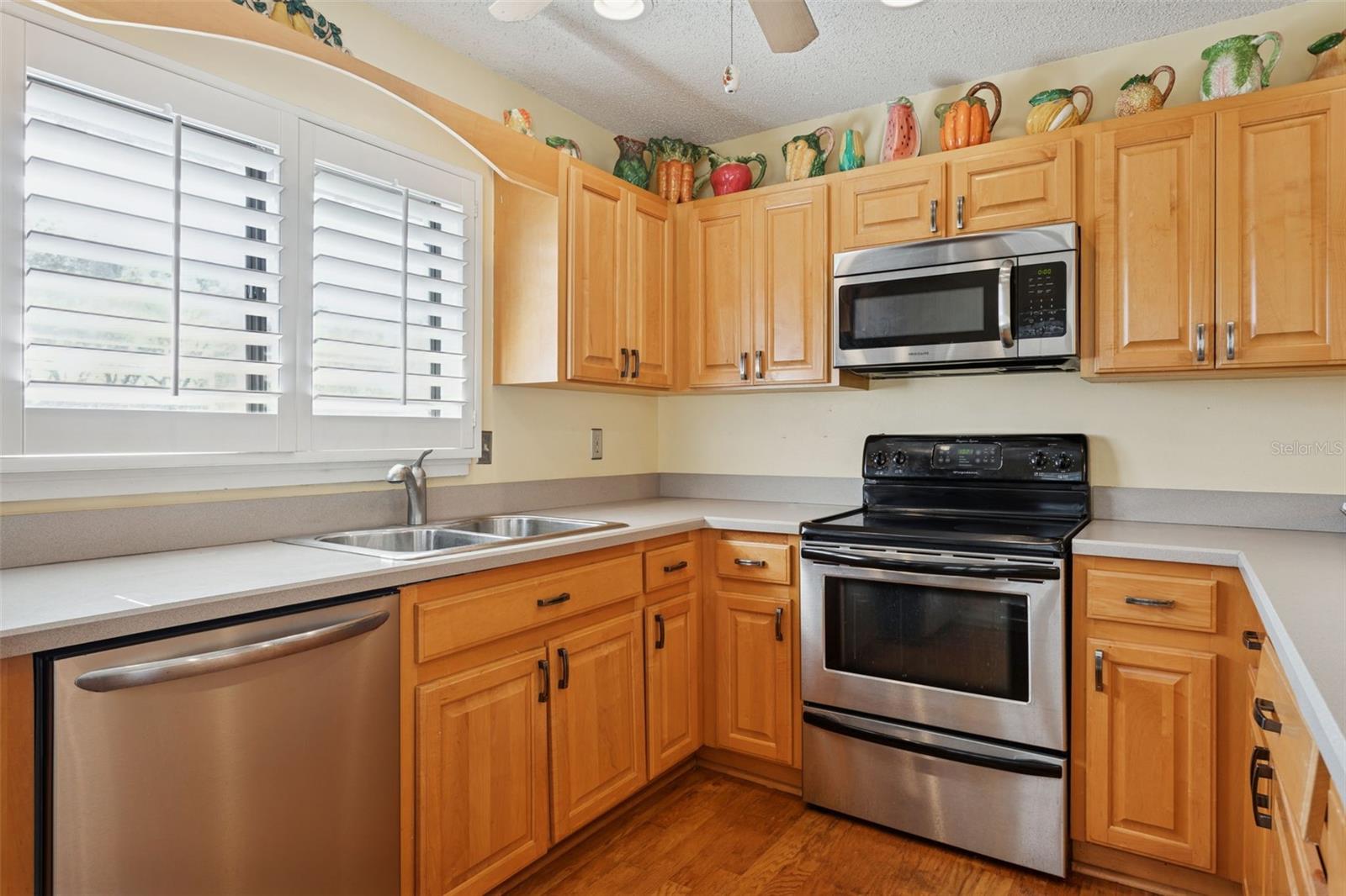 Image 11 of 35 For 15338 Pond Woods Drive 15338