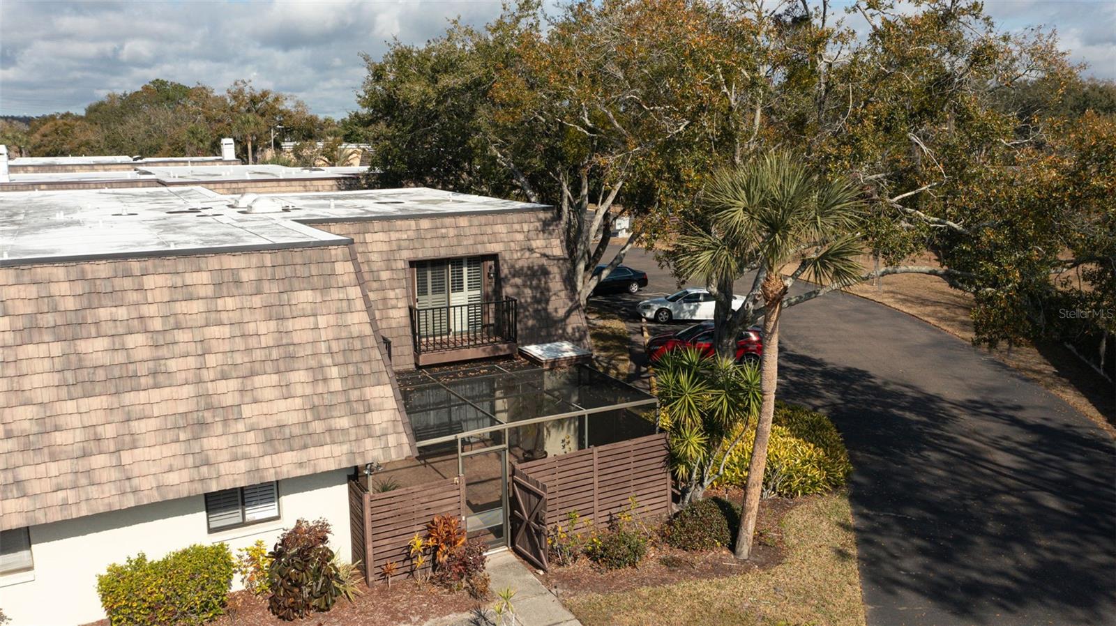 Image 27 of 35 For 15338 Pond Woods Drive 15338