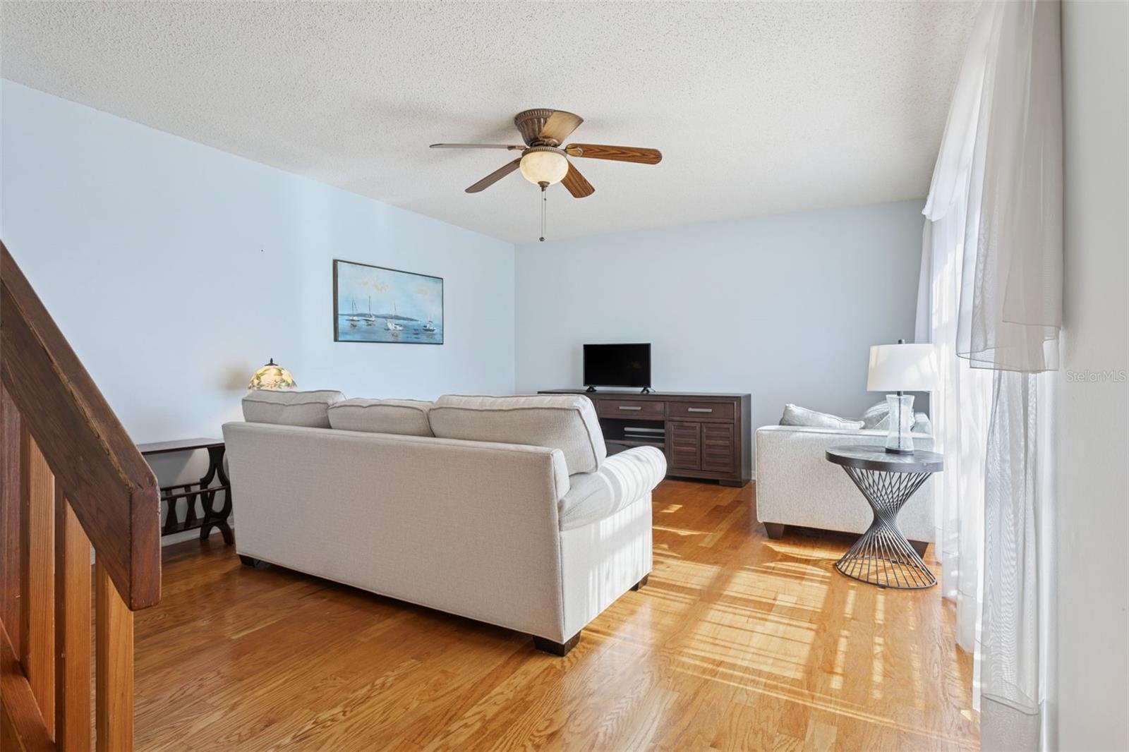 Image 4 of 35 For 15338 Pond Woods Drive 15338