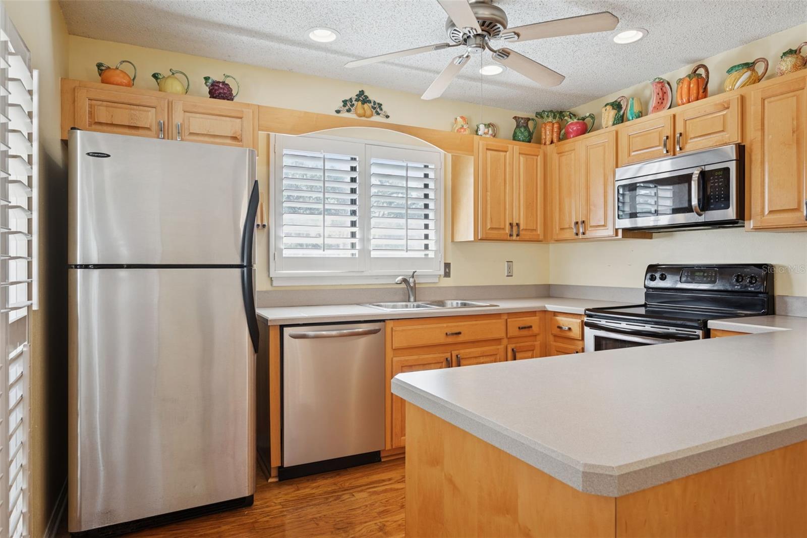 Image 9 of 35 For 15338 Pond Woods Drive 15338