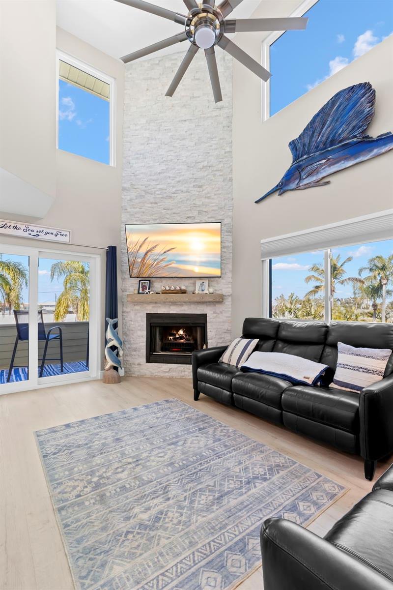 Listing photo id 18 for 2394 Hanover Drive