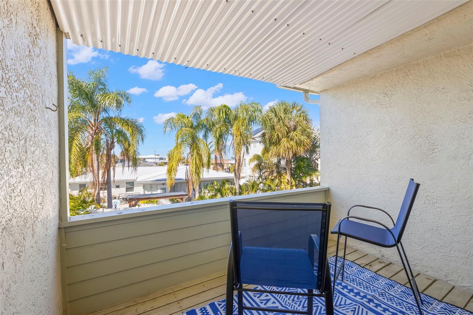 Listing photo id 19 for 2394 Hanover Drive