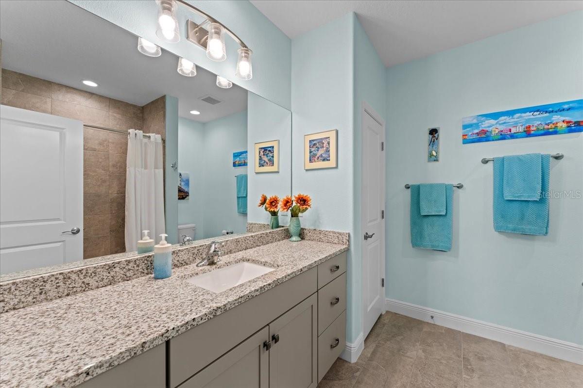 Listing photo id 42 for 2244 Spring Lake Court