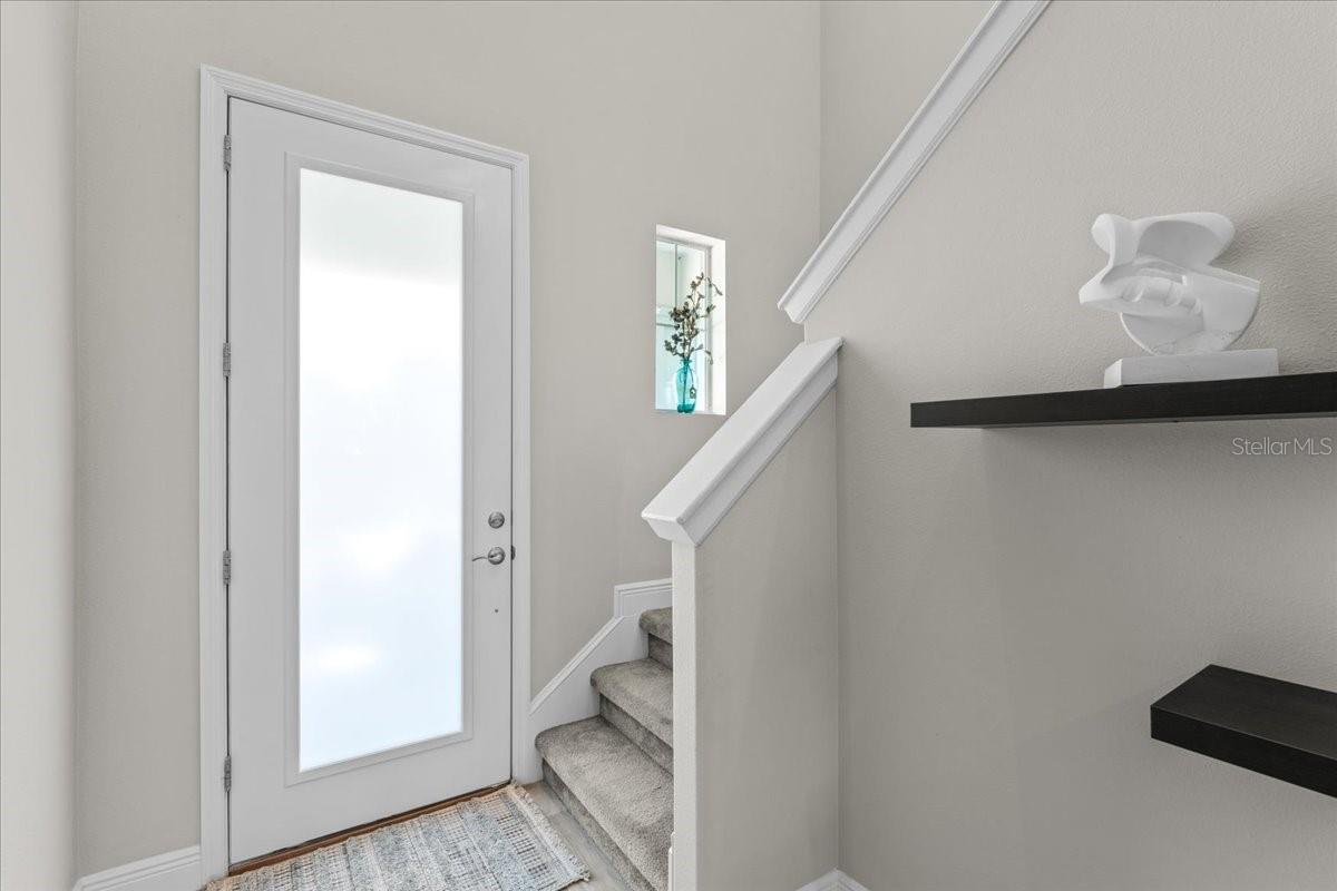 Listing photo id 4 for 2244 Spring Lake Court