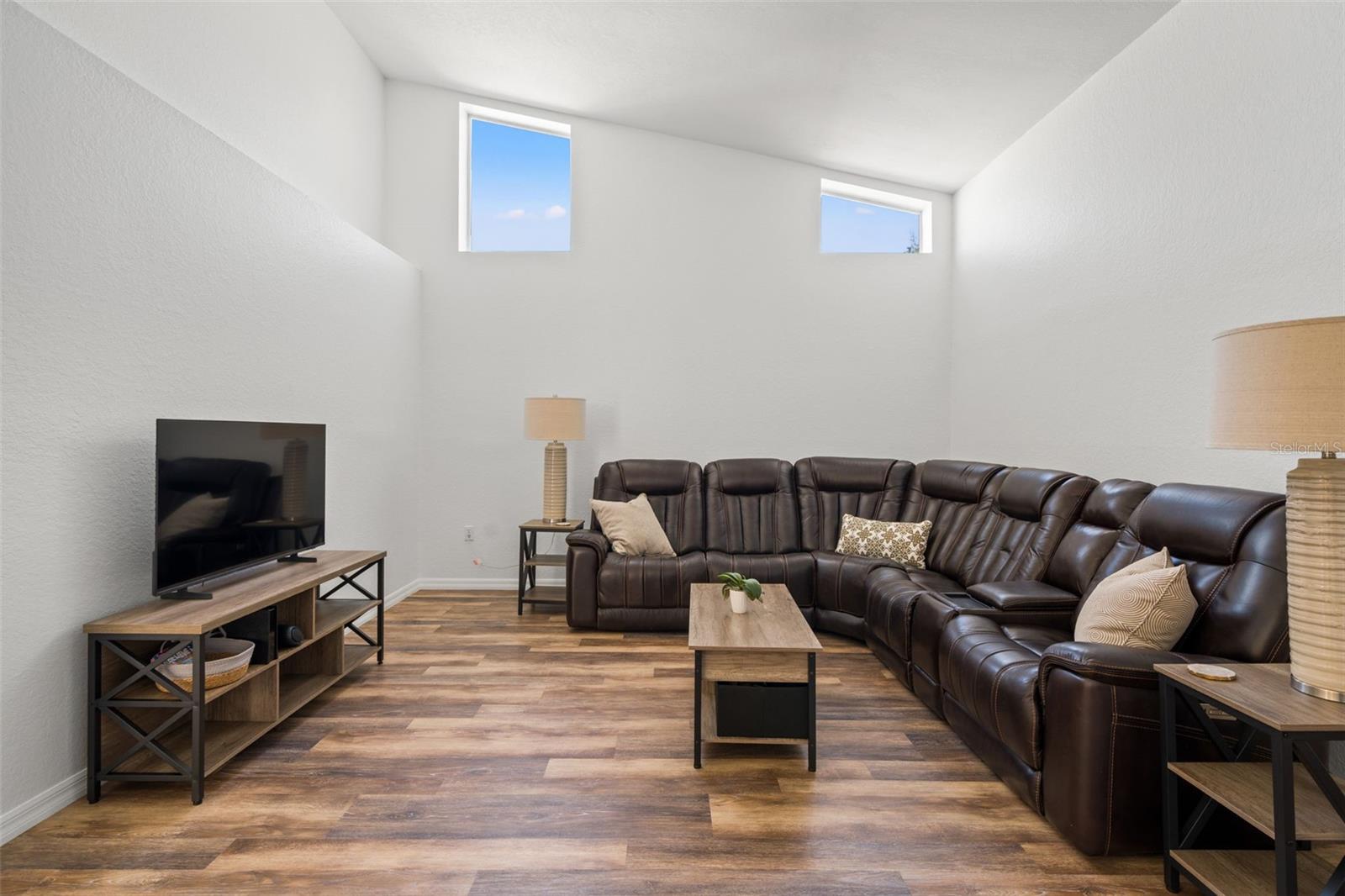 Image 14 of 54 For 9474 Mississippi Run