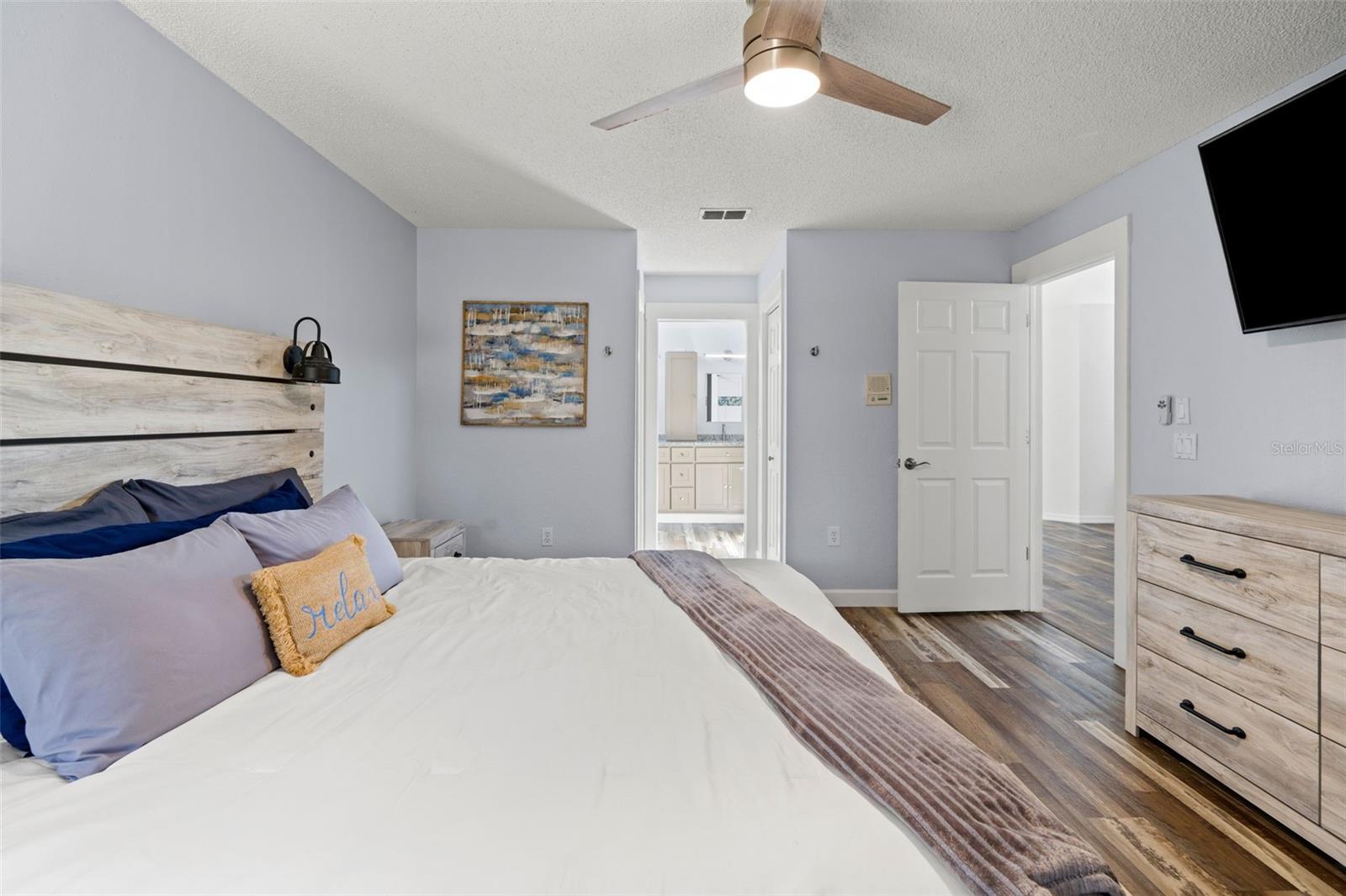 Image 19 of 54 For 9474 Mississippi Run