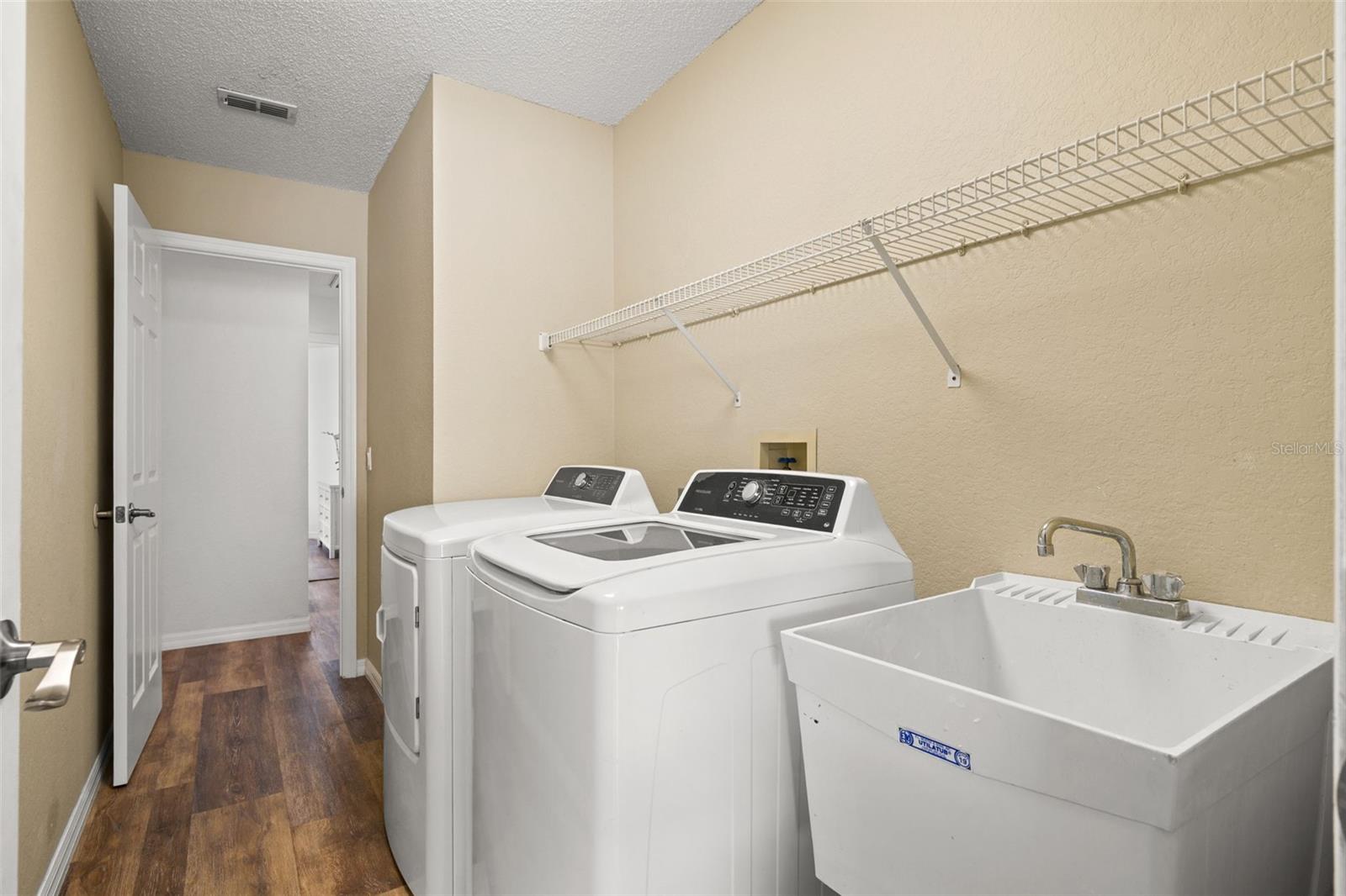 Image 32 of 54 For 9474 Mississippi Run