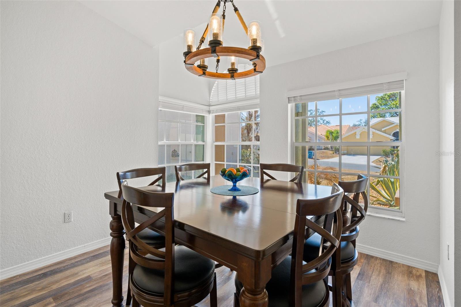 Image 5 of 54 For 9474 Mississippi Run