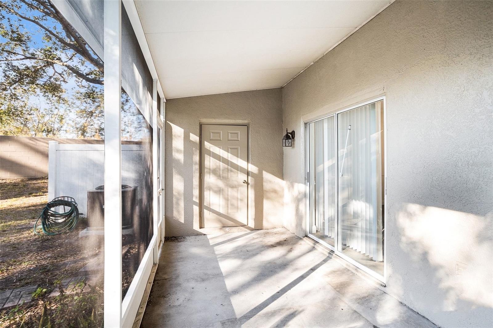 Image 19 of 26 For 10110 Belleville Place