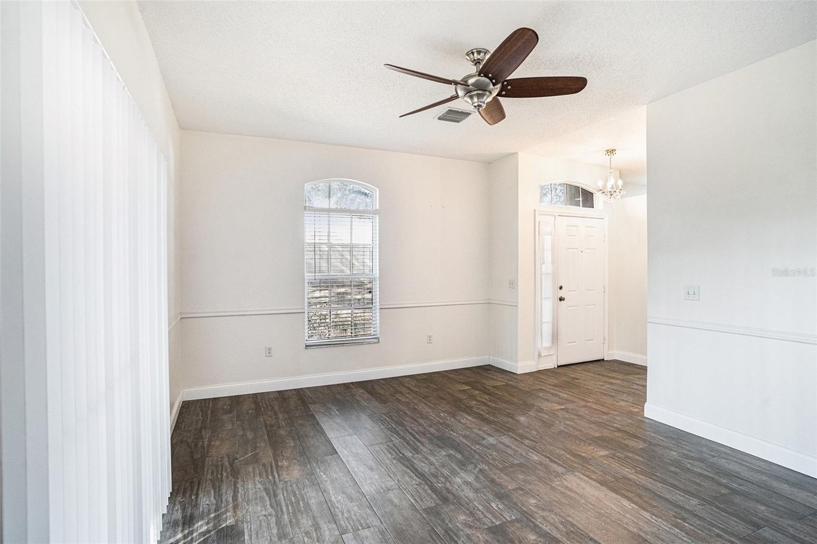 Image 7 of 26 For 10110 Belleville Place