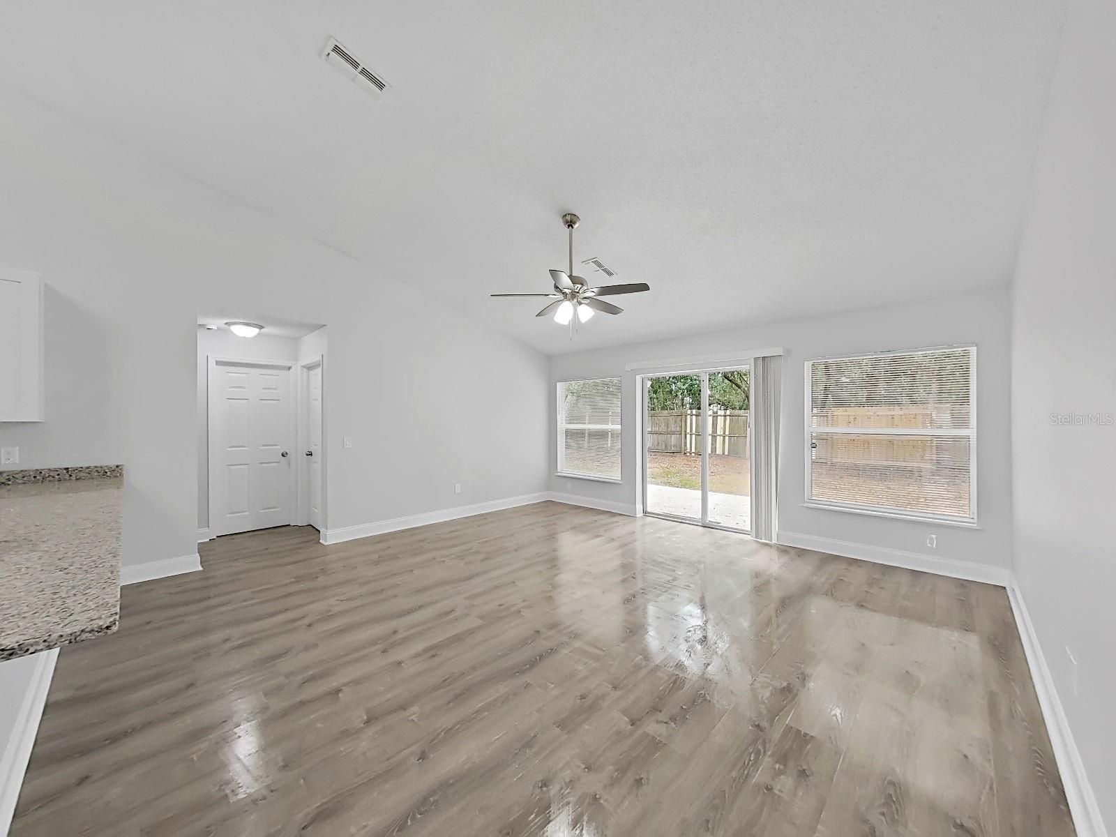 Image 17 of 47 For 8018 Shepherd Avenue