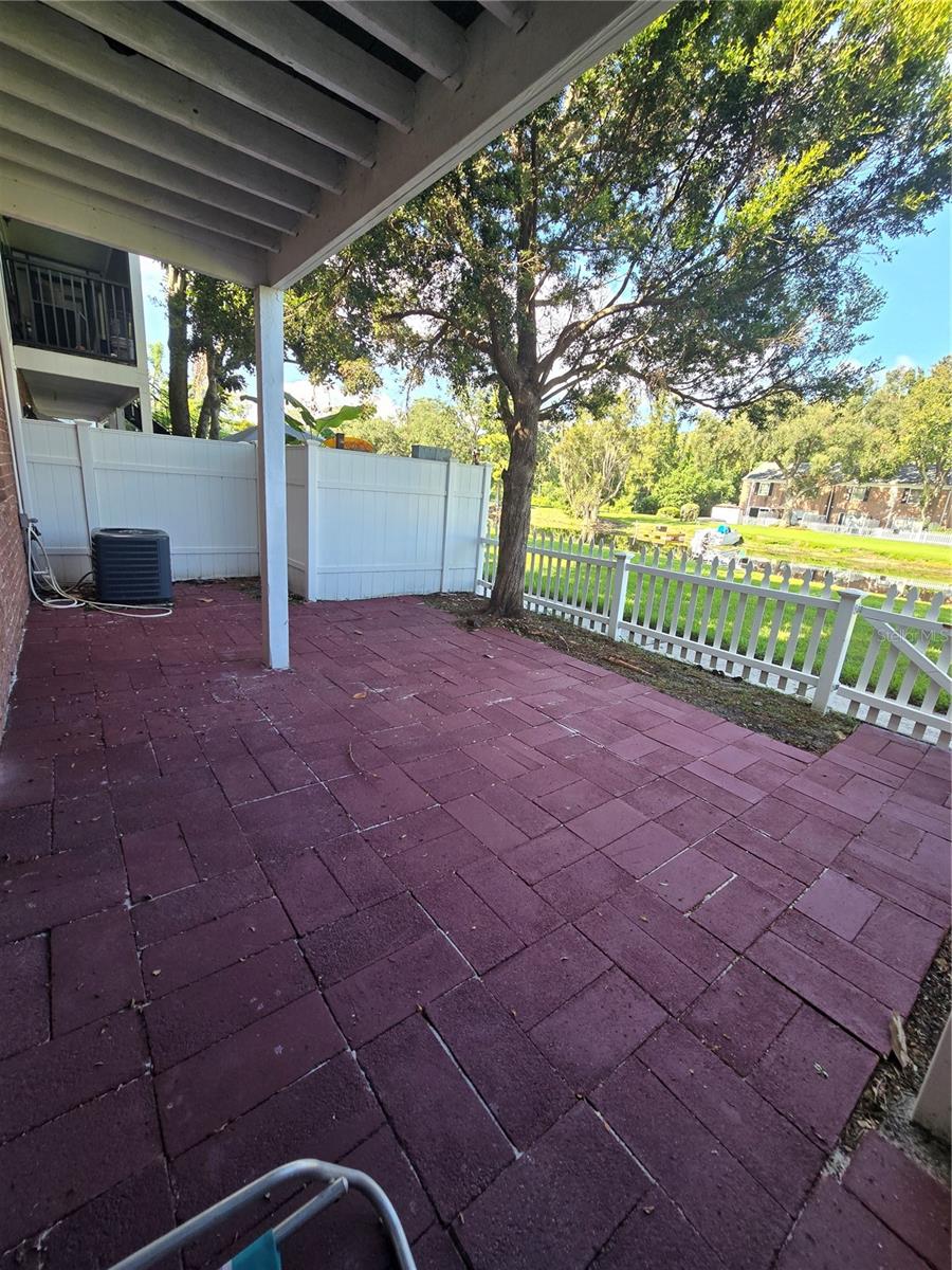 Image 8 of 11 For 13692 Orange Sunset Drive 102