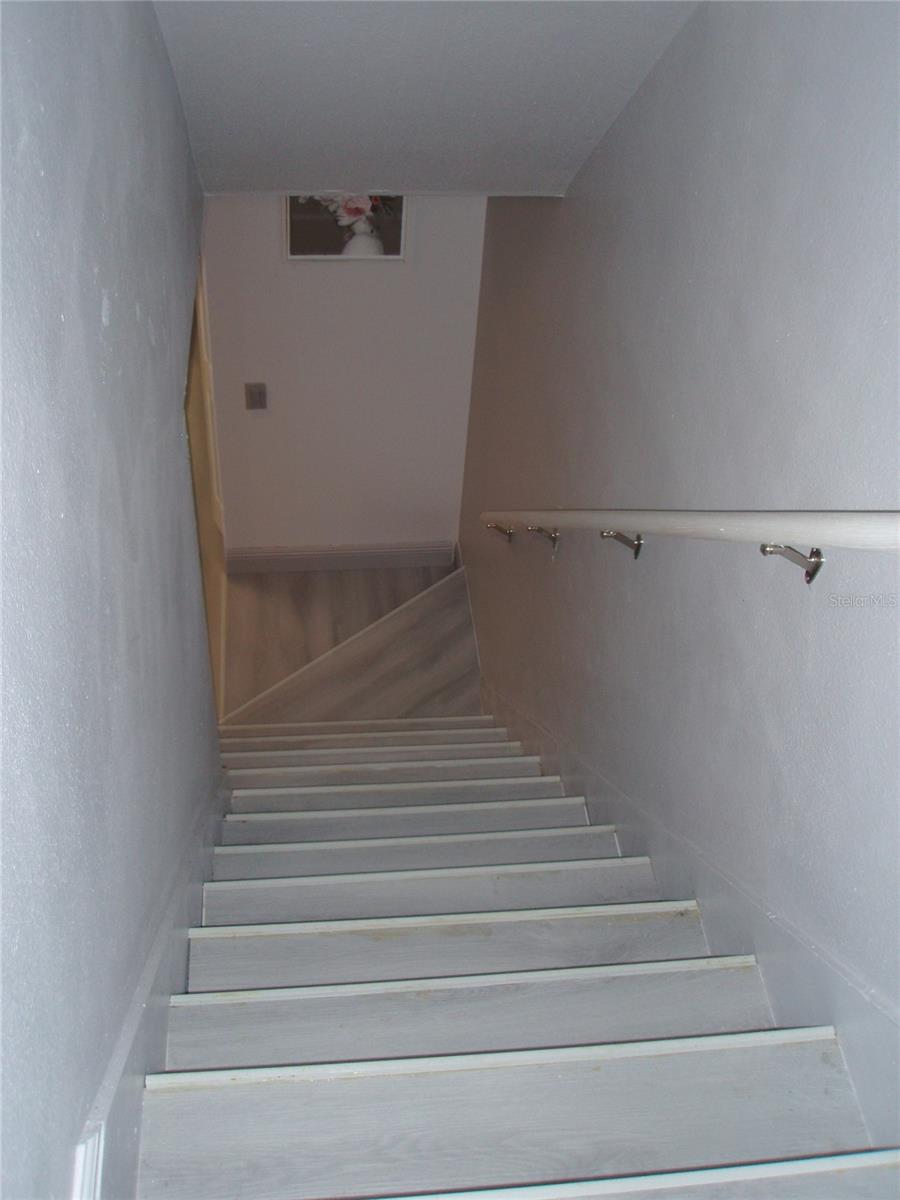 Image 13 of 23 For 6210 Bayside Key Drive