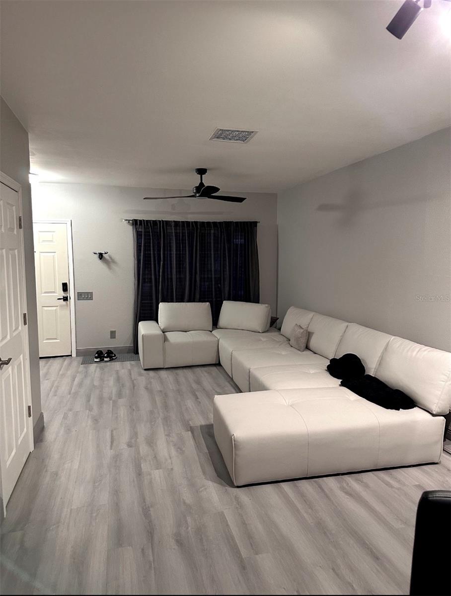 Image 4 of 23 For 6210 Bayside Key Drive