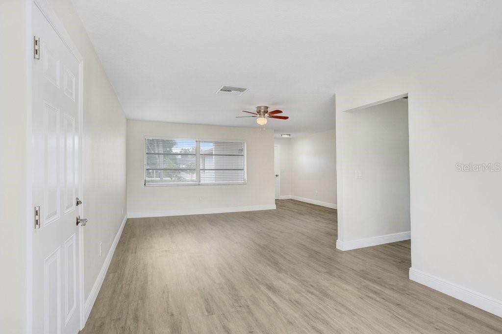 Image 15 of 31 For 3166 Downing Street