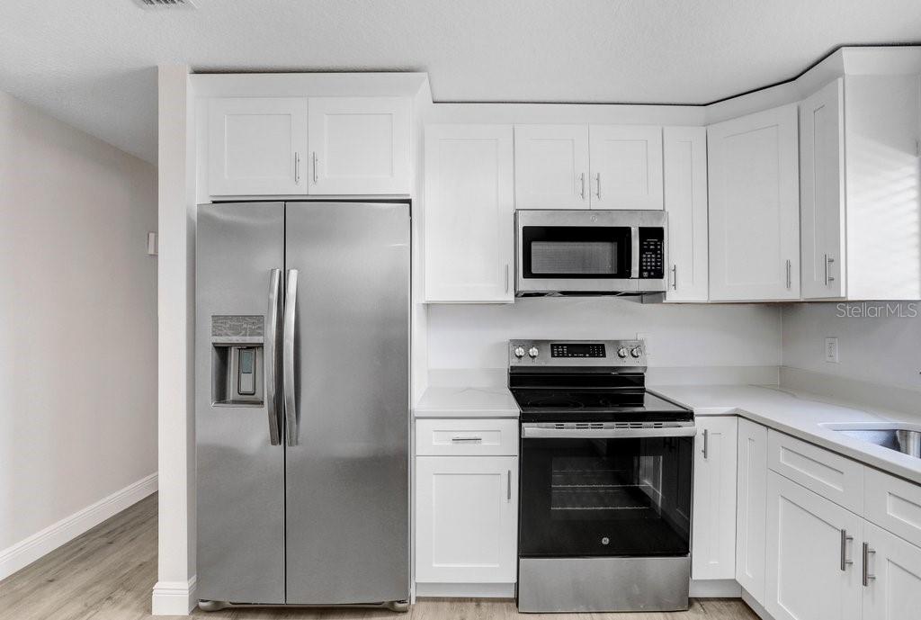 Image 6 of 31 For 3166 Downing Street