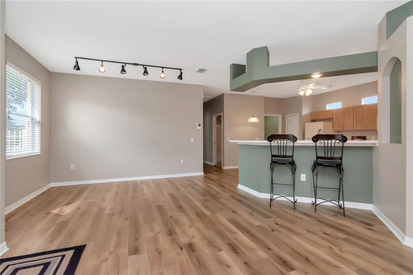 Image 15 of 75 For 21433 Diamonte Drive