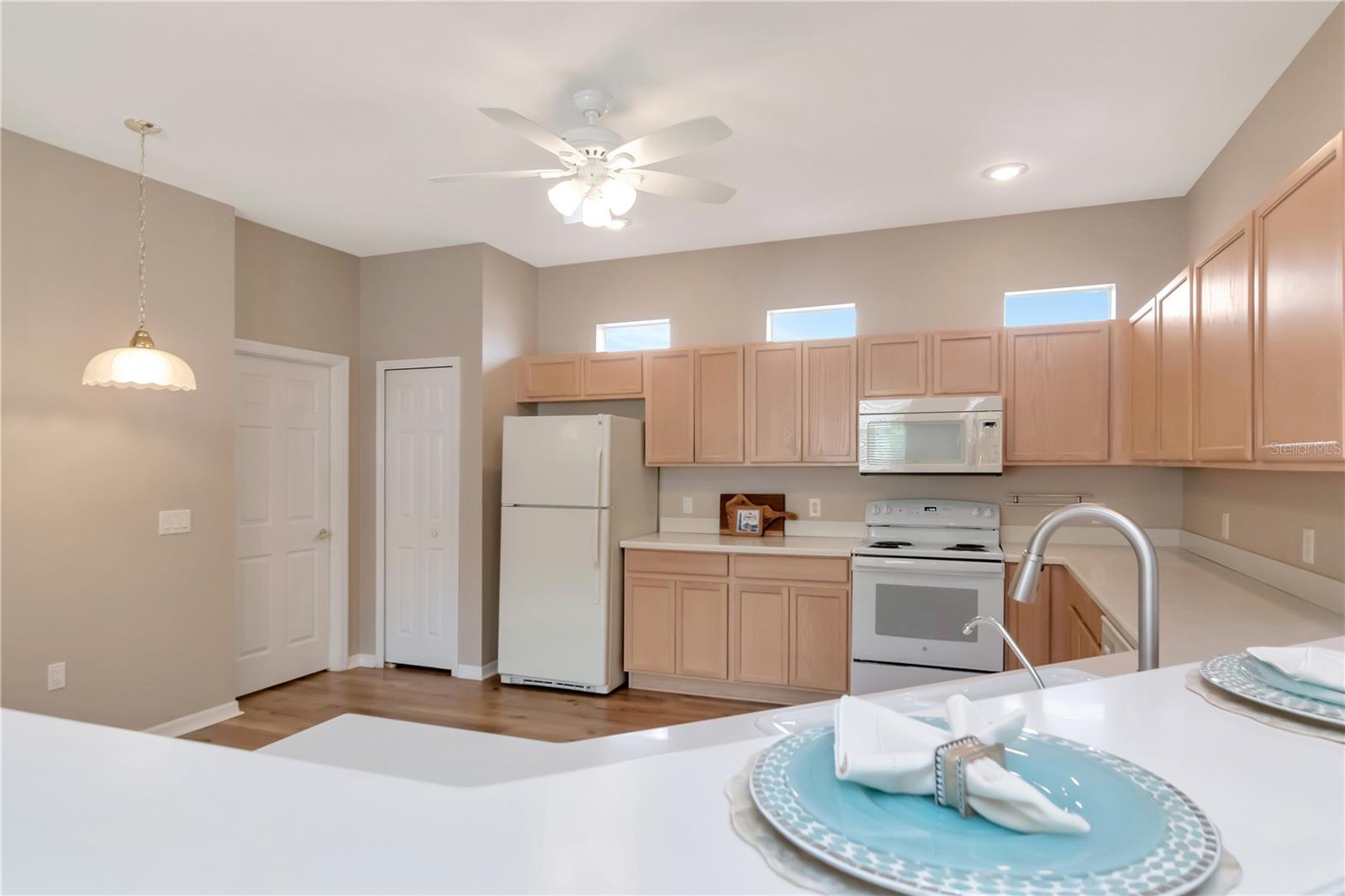 Image 19 of 75 For 21433 Diamonte Drive