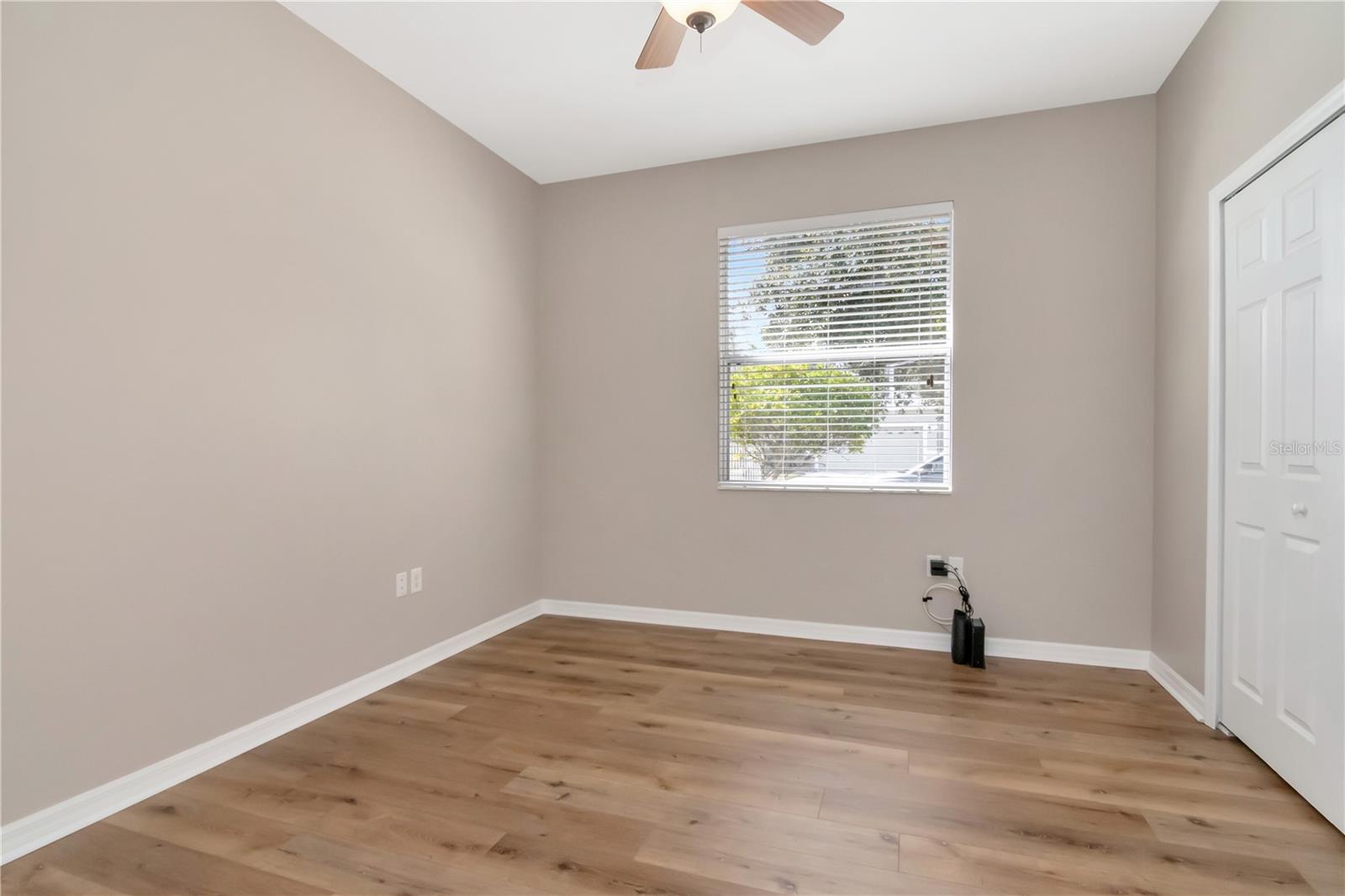 Image 34 of 75 For 21433 Diamonte Drive