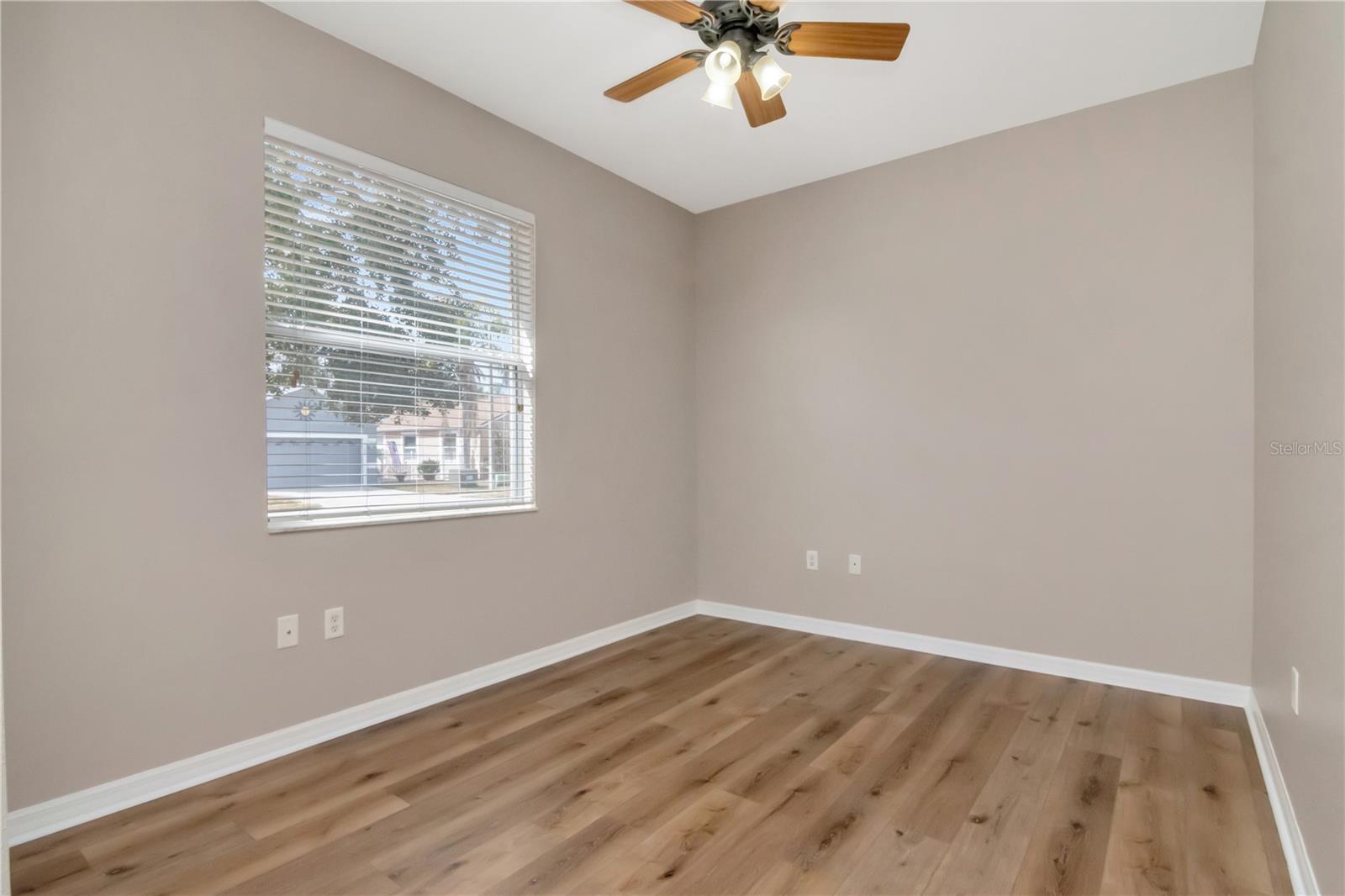 Image 36 of 75 For 21433 Diamonte Drive