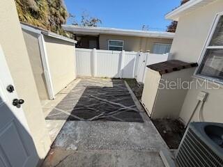 Image 13 of 15 For 2723 State Street