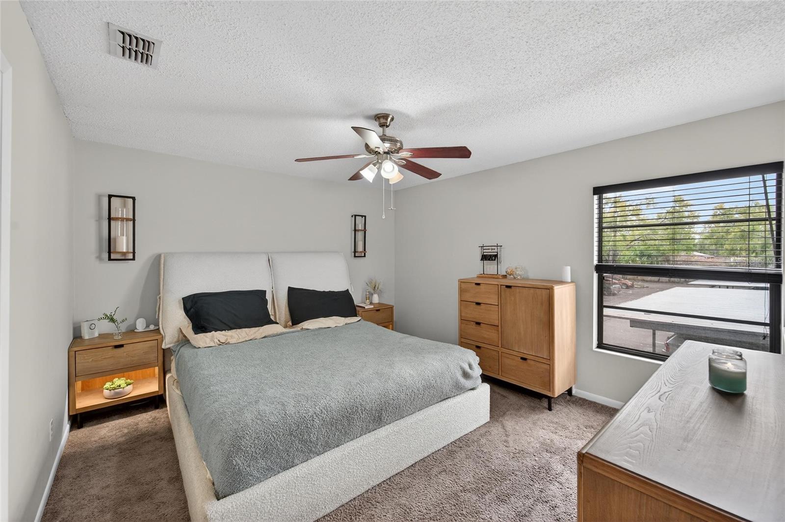 Image 16 of 36 For 4871 Puritan Circle