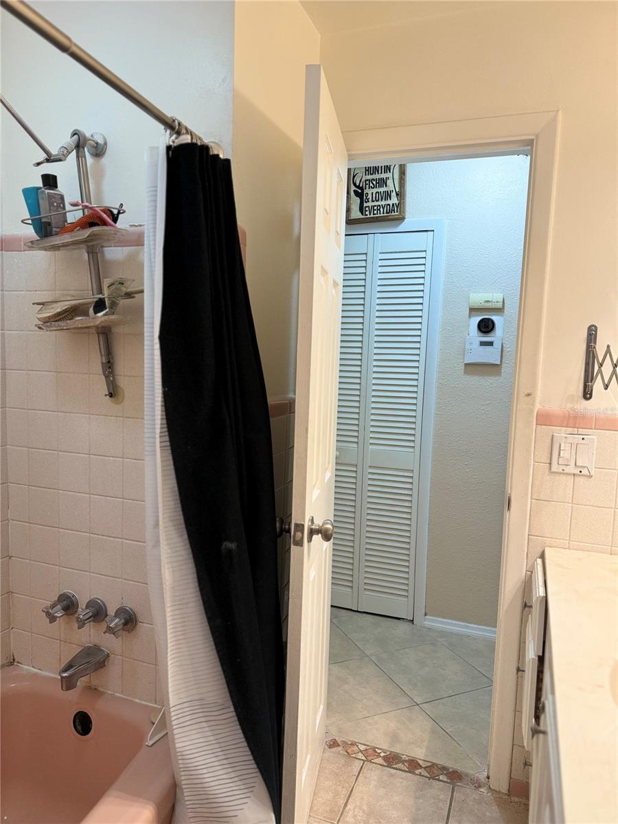 Image 11 of 28 For 4351 37th Avenue N